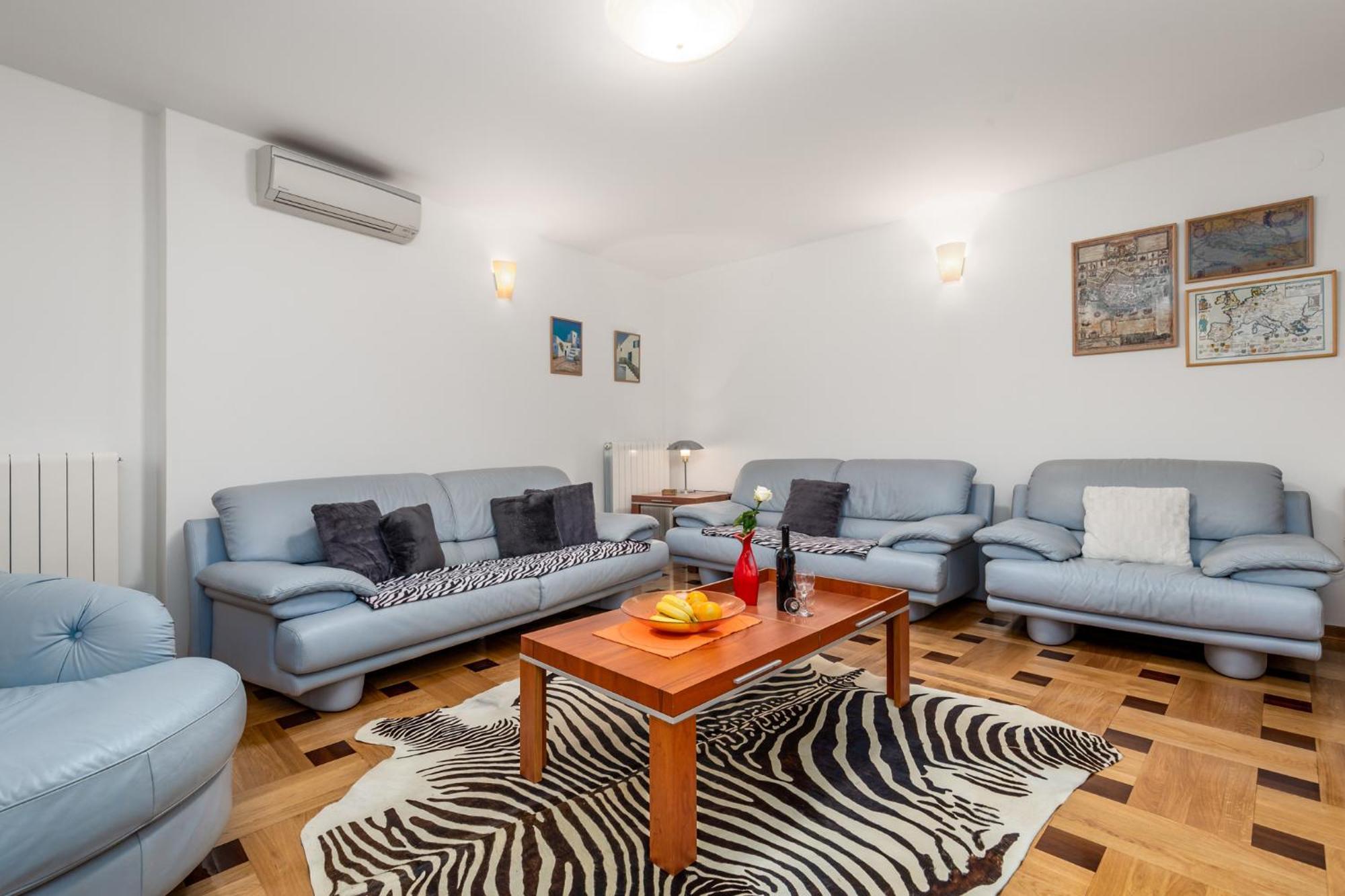 Lux Apartmani Οπατία Εξωτερικό φωτογραφία
